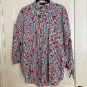 Sanctuary button down shirt, size XL